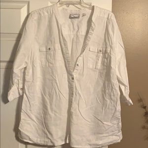 Avenue ladies white linen blouse. Size 18/20